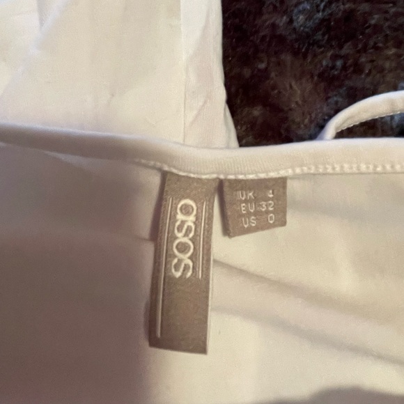 NWOT Bodysuit!🇬🇧Basic white v-neck thong bodysuit - Picture 5 of 10